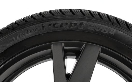 Kompletné zimné koleso LYRA 17" pre OCTAVIA IV